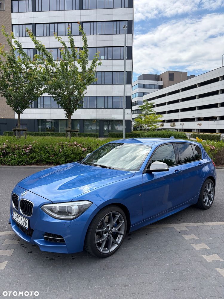BMW 1M - 2