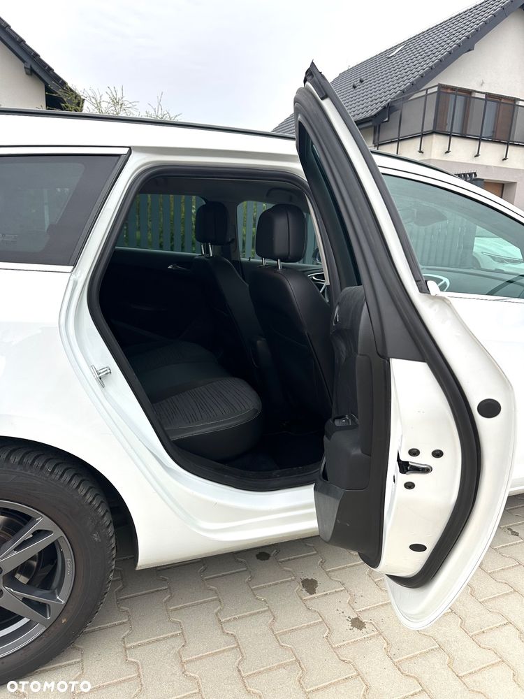 Opel Astra 1.4 Turbo ENERGY - 18