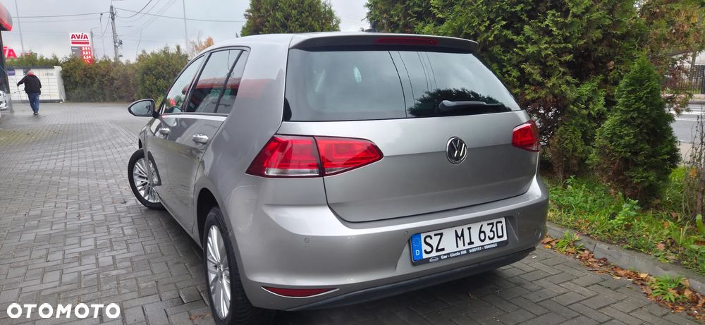 Volkswagen Golf 1.2 TSI BlueMotion Technology Cup - 11