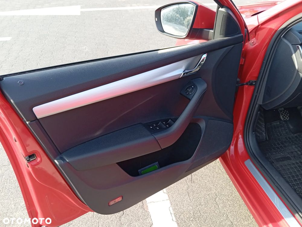Skoda Octavia 1.4 TSI Ambition - 10