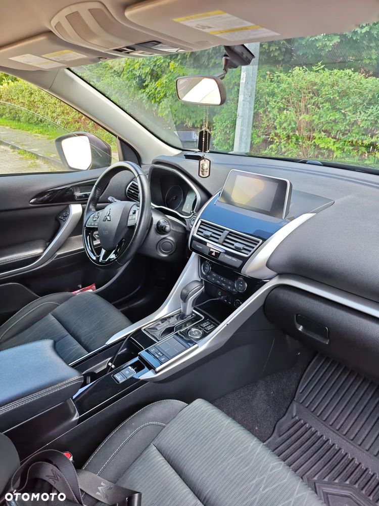 Mitsubishi Eclipse Cross 1.5 T-MIVEC (ClearTec) CVT 4WD Plus - 12