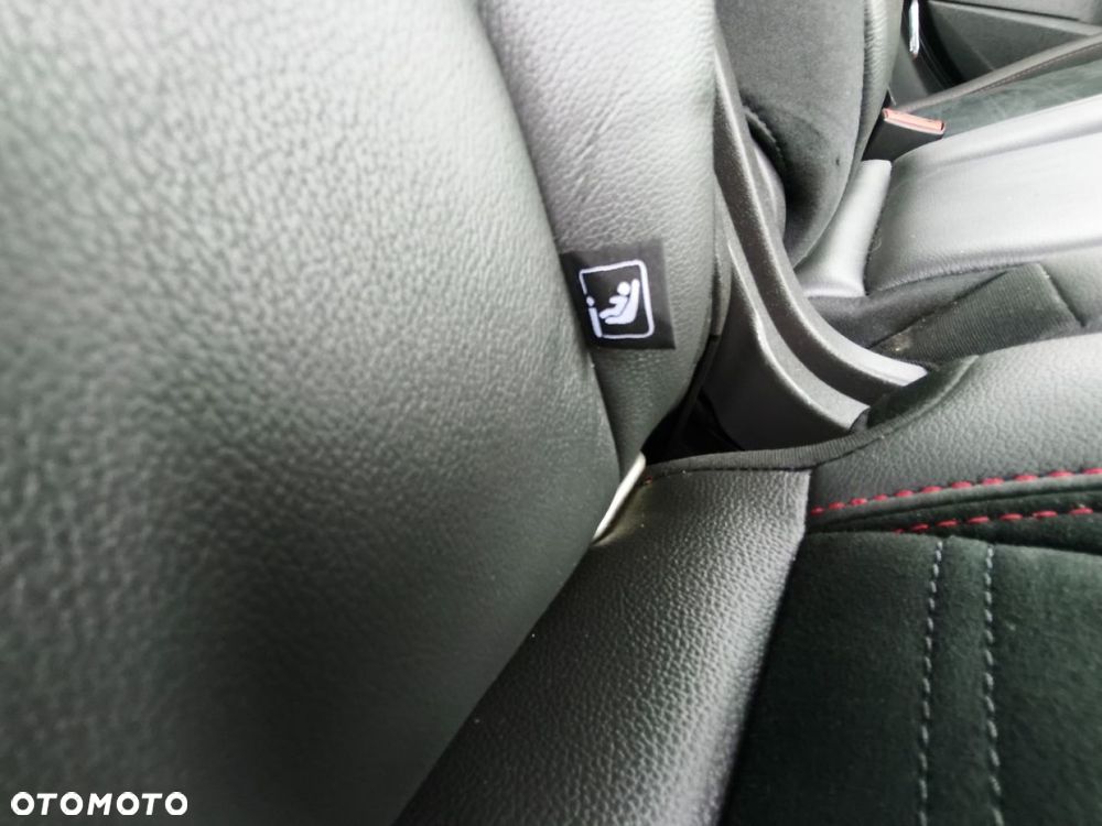 Ford Kuga - 20