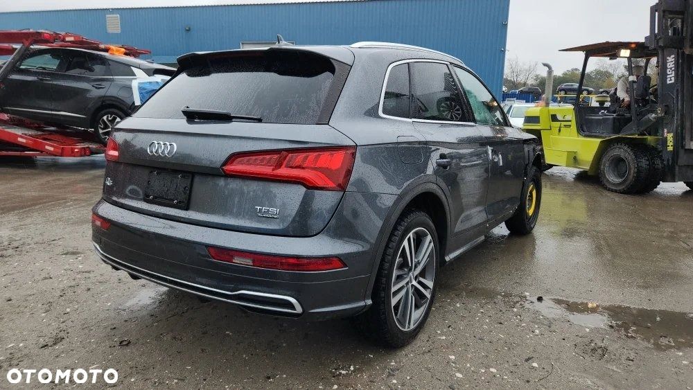 Audi Q5 2.0 TFSI Quattro S tronic design - 4