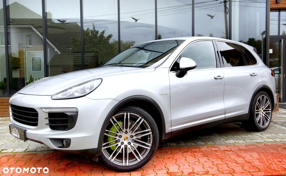 Porsche Cayenne - 25
