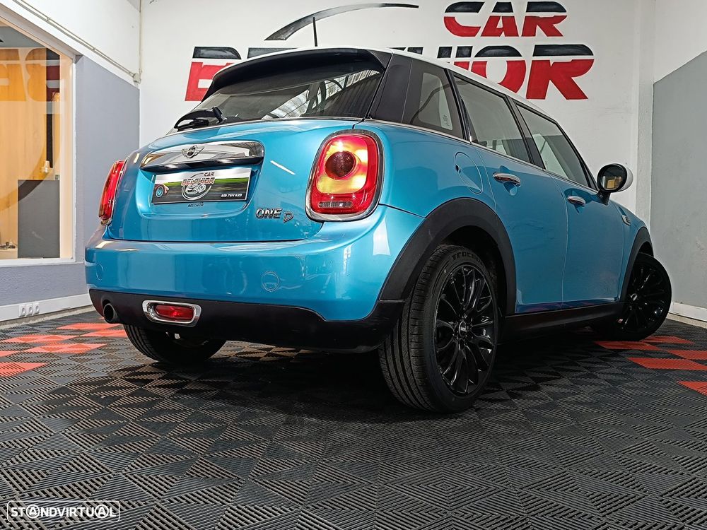 MINI 5 Portas One D - 17