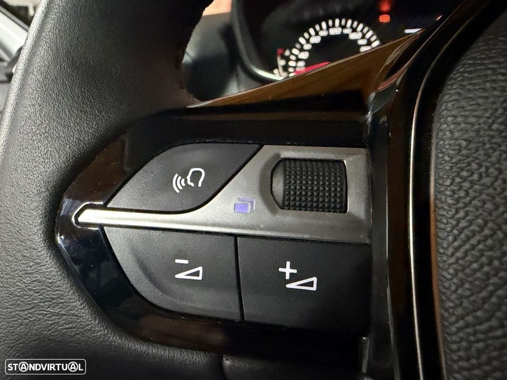 Peugeot 208 1.2 PureTech Active Pack - 15