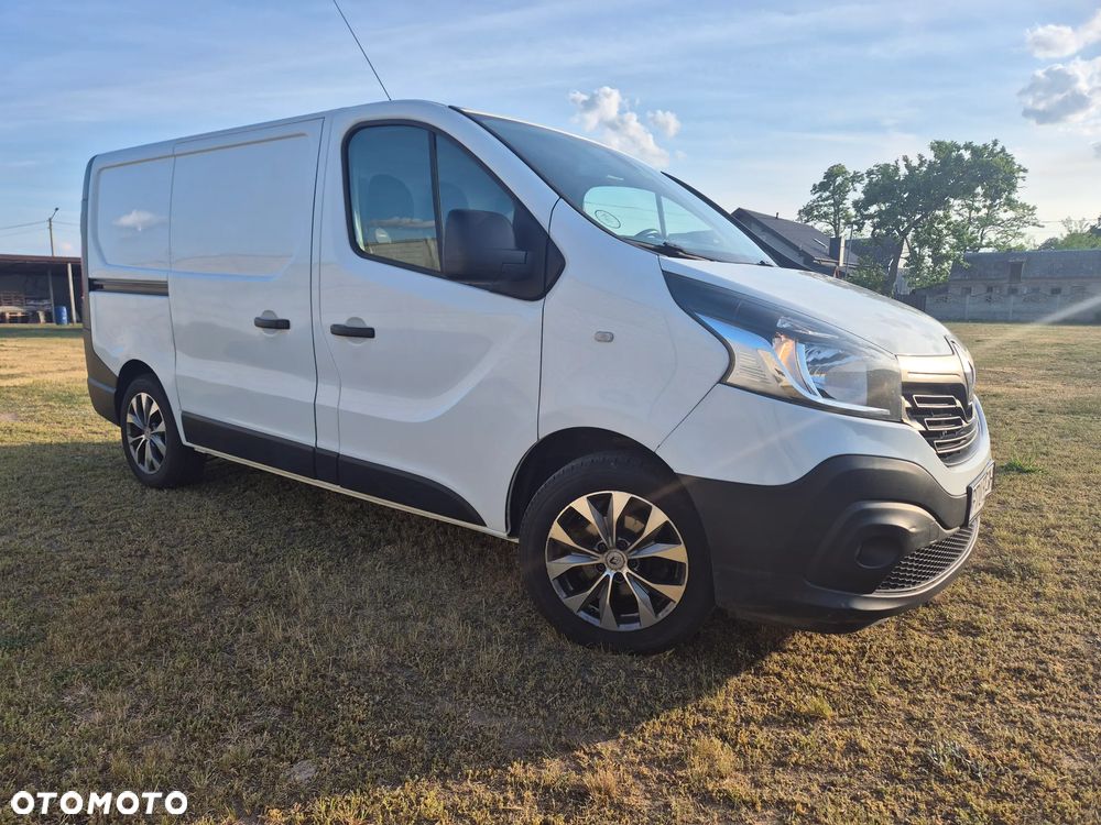 Renault Trafic - 1