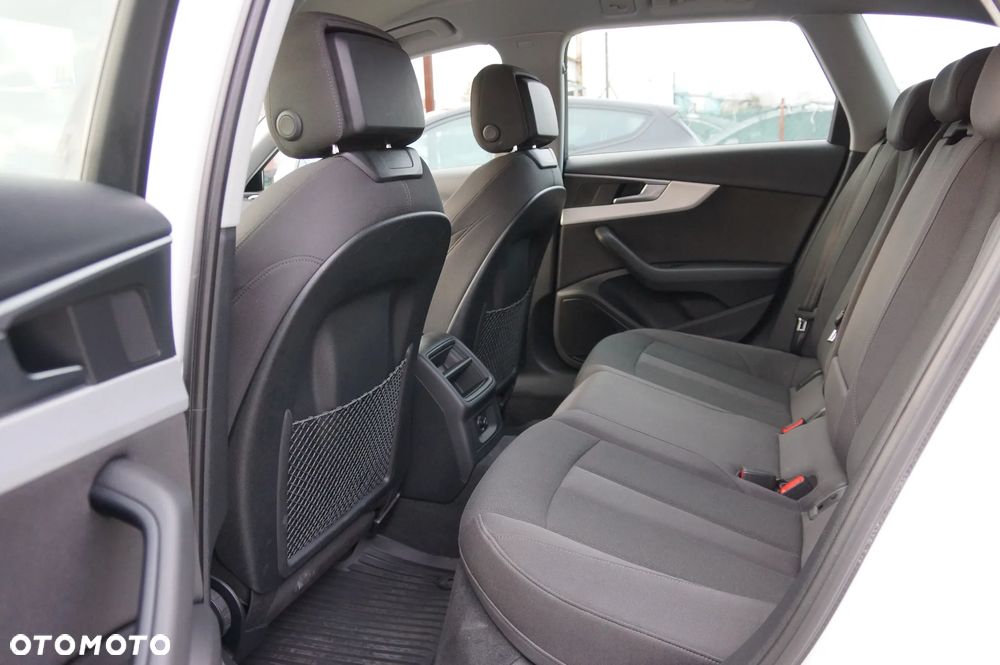 Audi A4 Allroad 2.0 TDI Quattro S tronic - 29