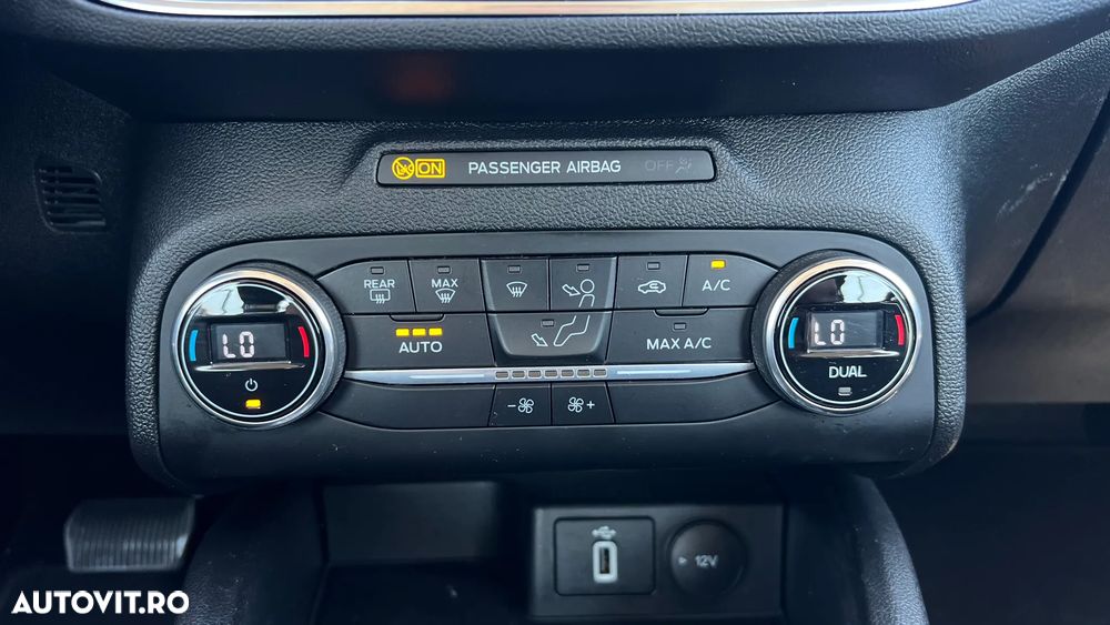 Ford Focus 1.0 EcoBoost Active - 15