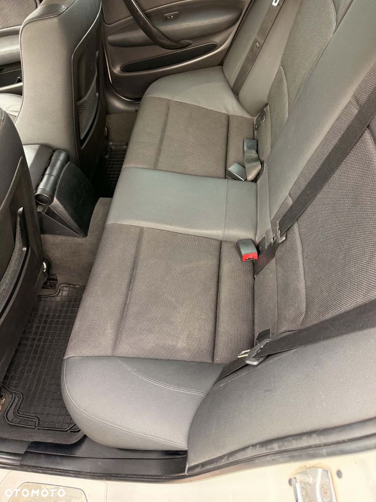 BMW Seria 1 118d - 5