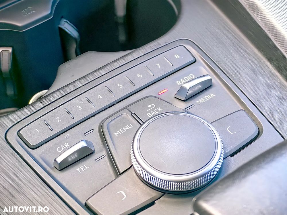 Audi A4 Limuzina 2.0 TDI DPF multitronic Ambition - 31