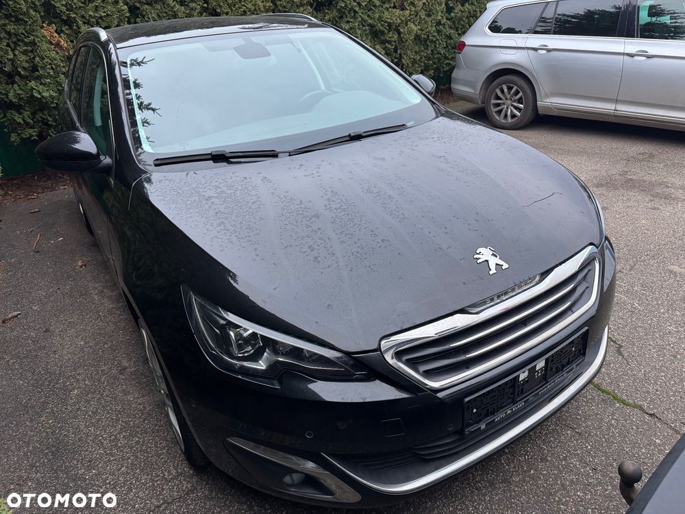 Peugeot 308 PureTech 130 GPF EAT8 Stop & Start Allure Pack - 3