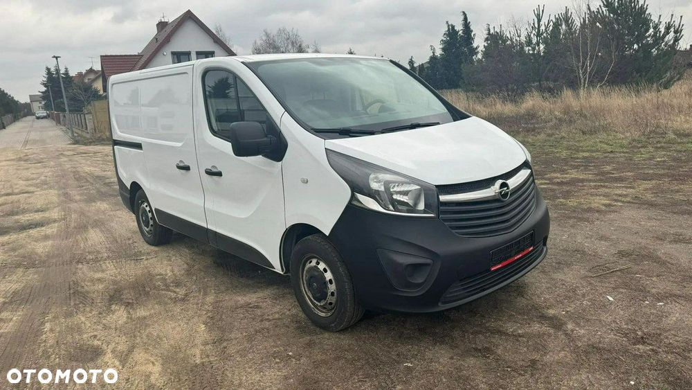 Opel Vivaro - 1