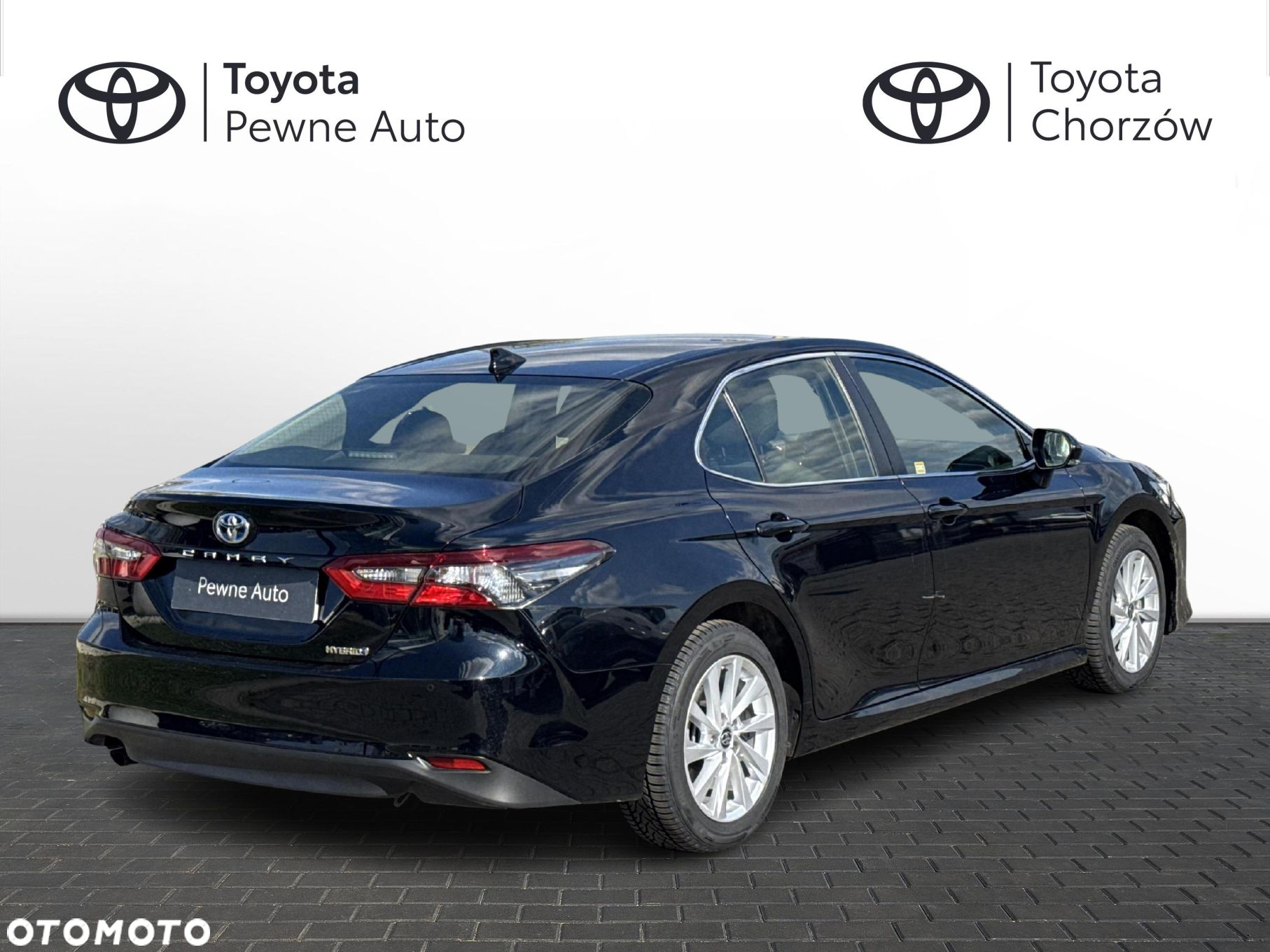 Toyota Camry - 5