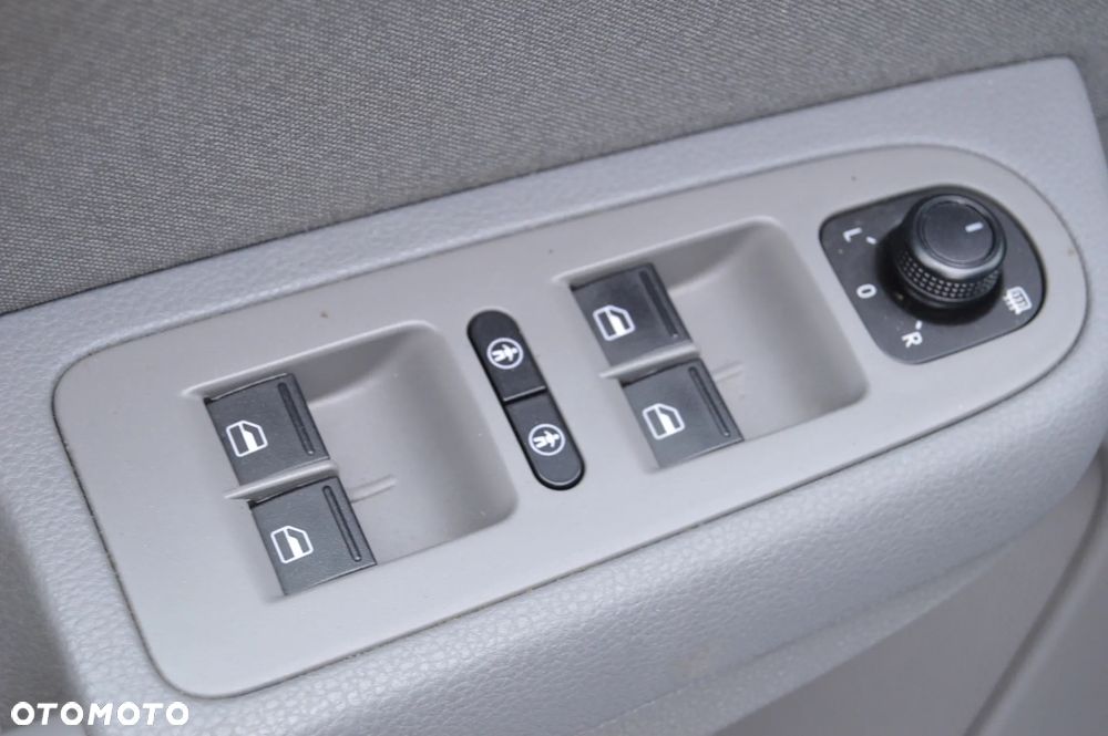 Seat Alhambra 2.0 TDI Style - 14