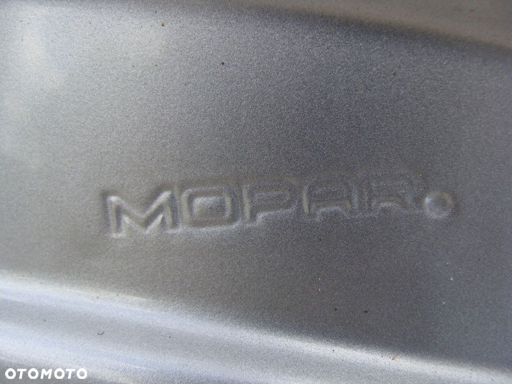 błotnik lewy dodge nitro bez rdzy !!! - 4