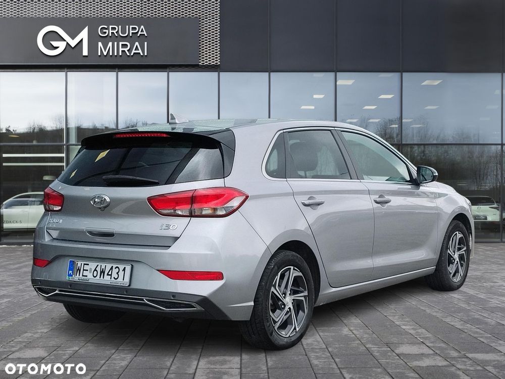 Hyundai i30 1.5 DPI Smart - 5