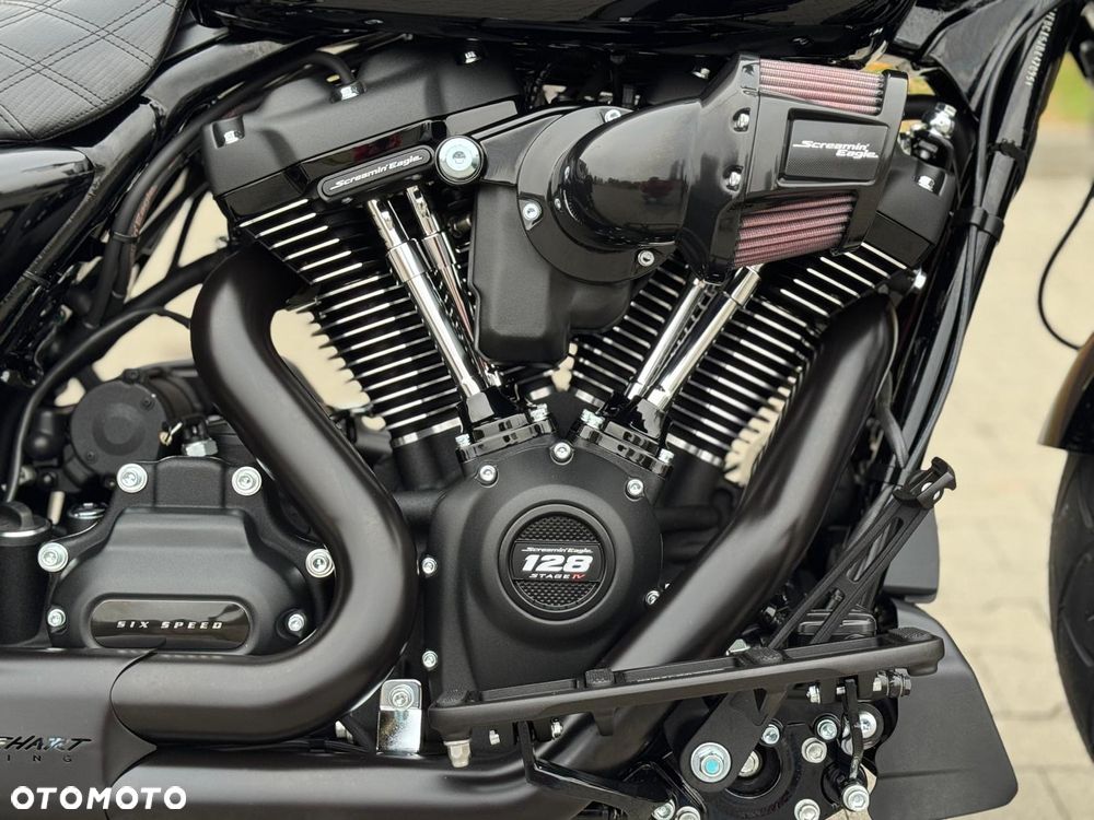 Harley-Davidson Touring Road King - 36