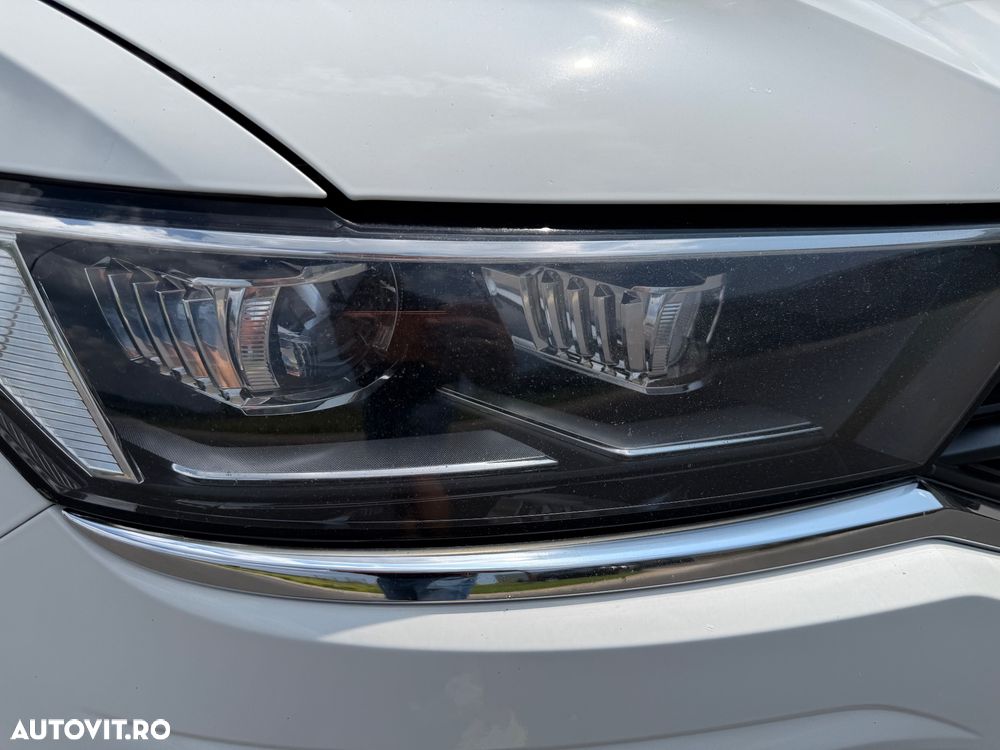 Volkswagen T-Roc 1.5 TSI OPF DSG Life - 28