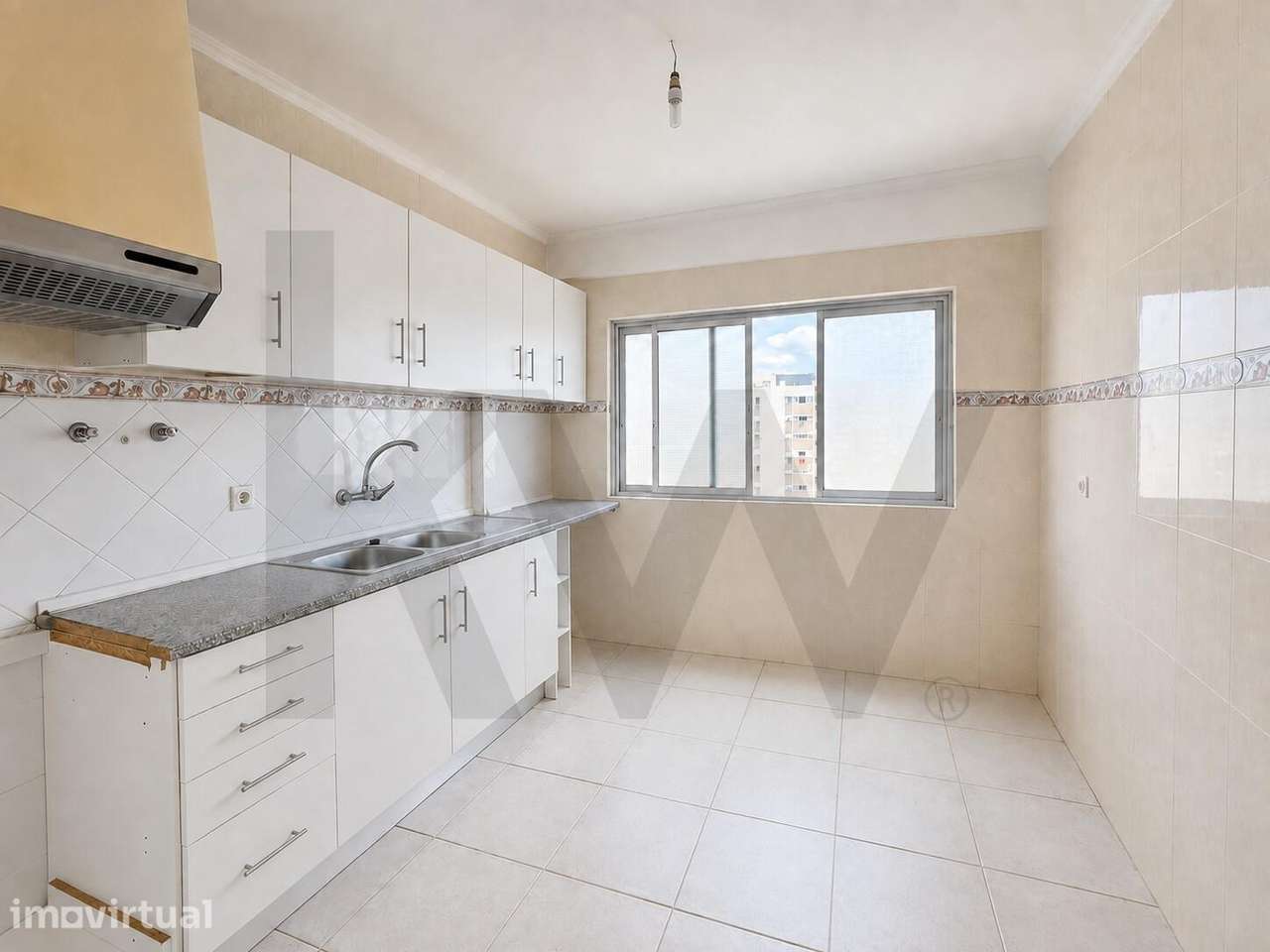 T2 com 78 m2, vista desafogada, na Urbanização da Barrada, Carregado - Grande imagem: 4/16