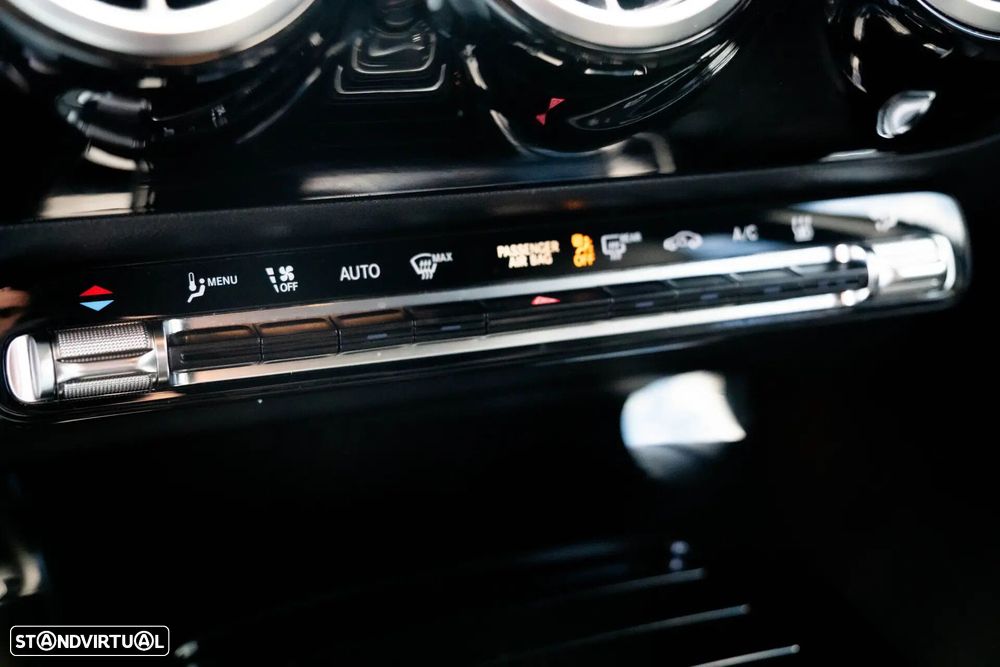 Mercedes-Benz A 250 e 8G-DCT Edition AMG Line - 38
