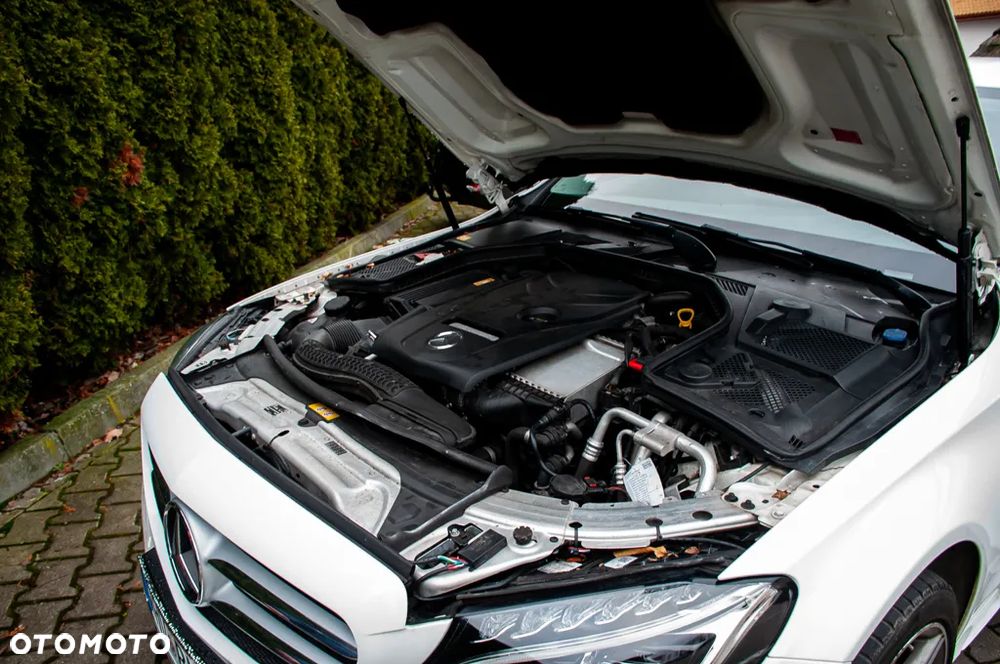 Mercedes-Benz Klasa C 200 7G-TRONIC AMG Line - 9