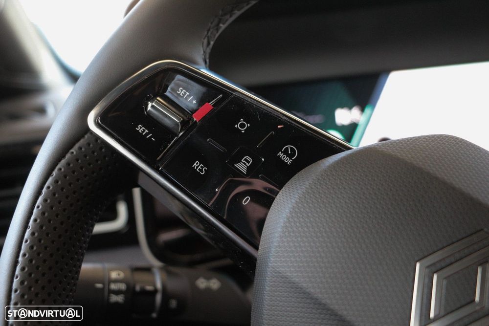 Renault 5 E-Tech 52 kWh Evolution Autonomia Conforto - 38