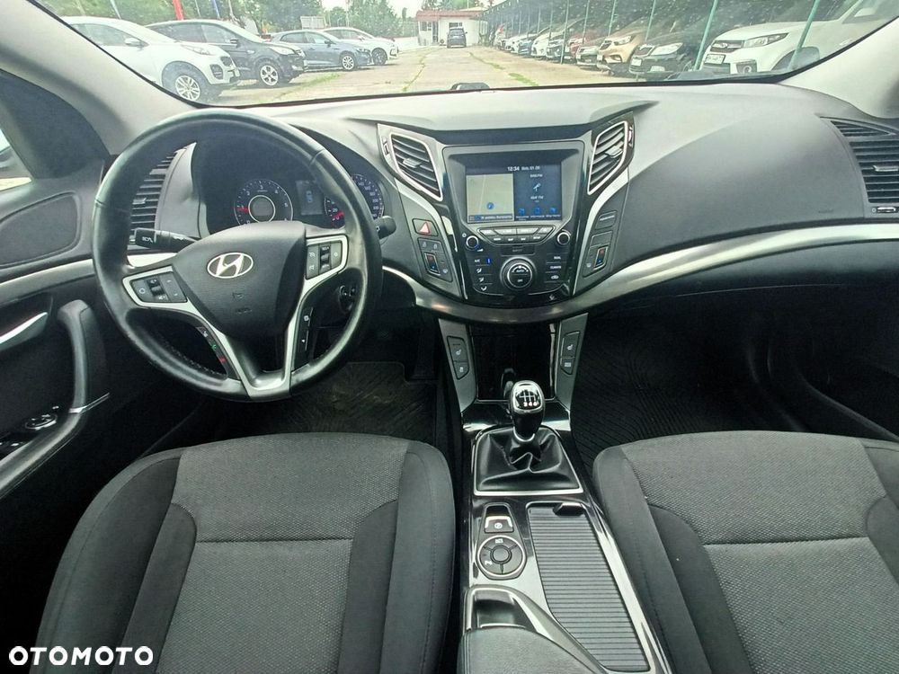 Hyundai i40 Kombi blue 1.6 CRDi Space - 4