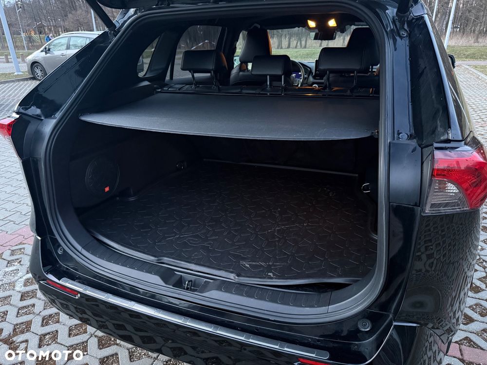 Toyota RAV4 2.5 Hybrid Black Edition by JBL 4x2 - 12