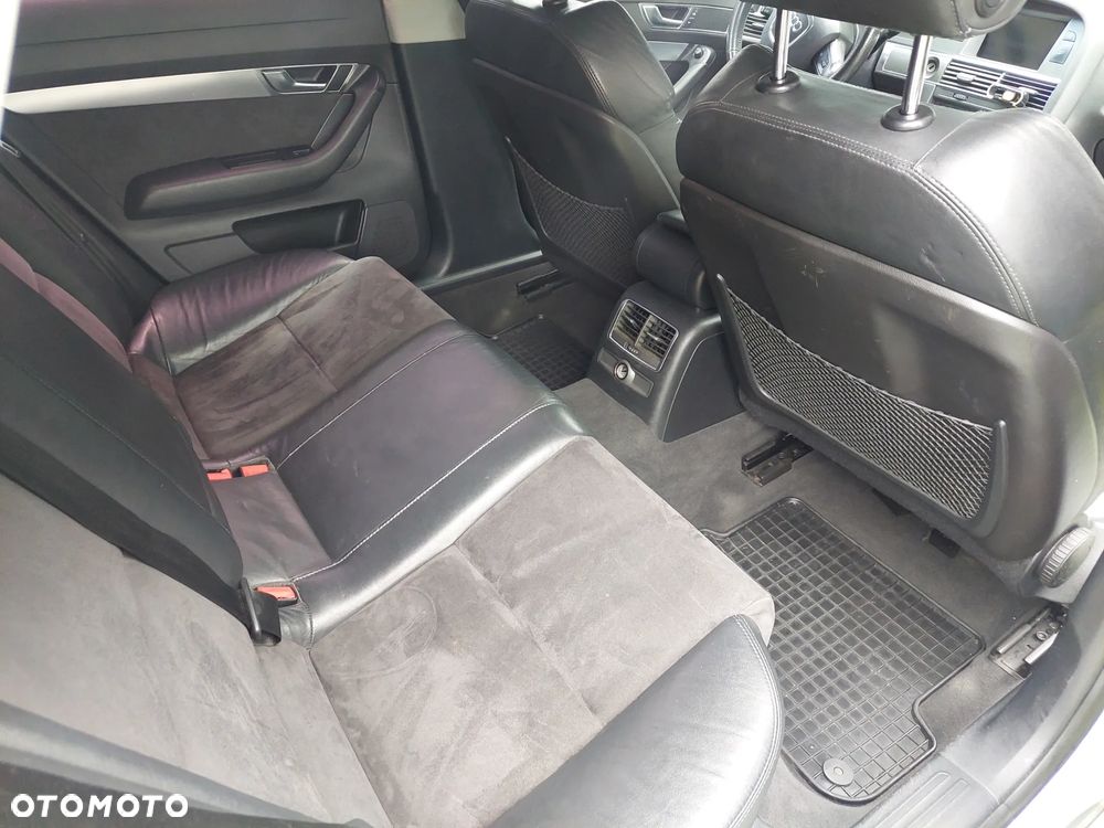 Audi A6 Avant 2.4 quattro - 9