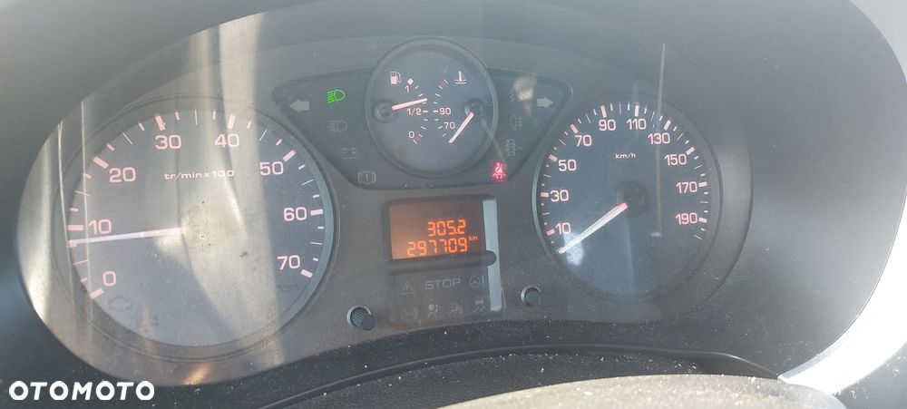 Peugeot Partner 1.6 HDi Active - 21