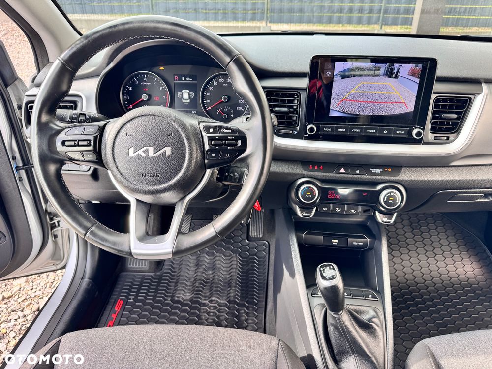 Kia Stonic - 22