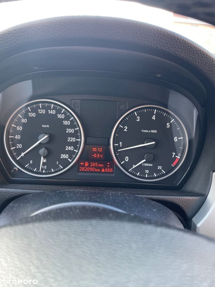 BMW Seria 3 320i - 16