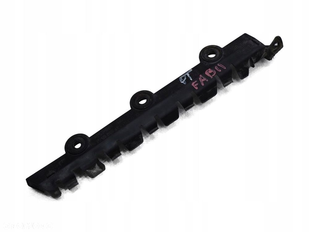 ŚLIZG ZDERZAKA PRAWY TYŁ SKODA FABIA II 5J6807394