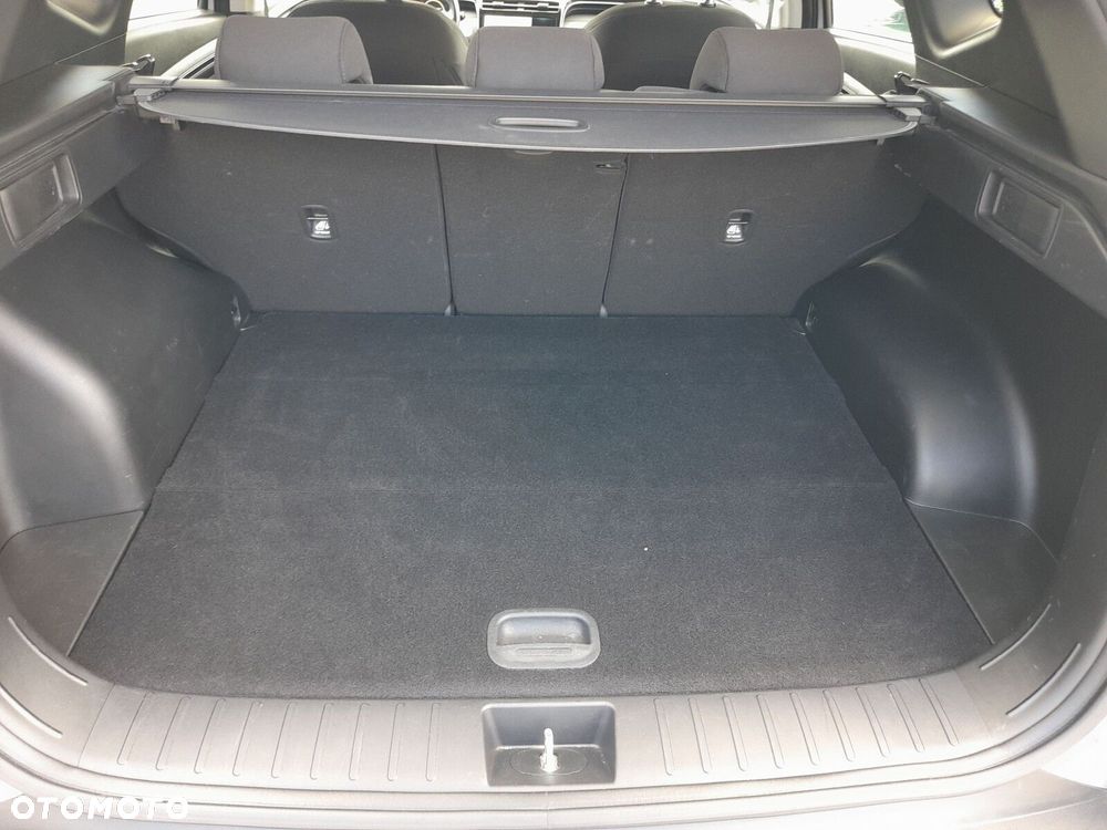 Hyundai Tucson 1.6 T-GDi HEV Executive 4WD - 19