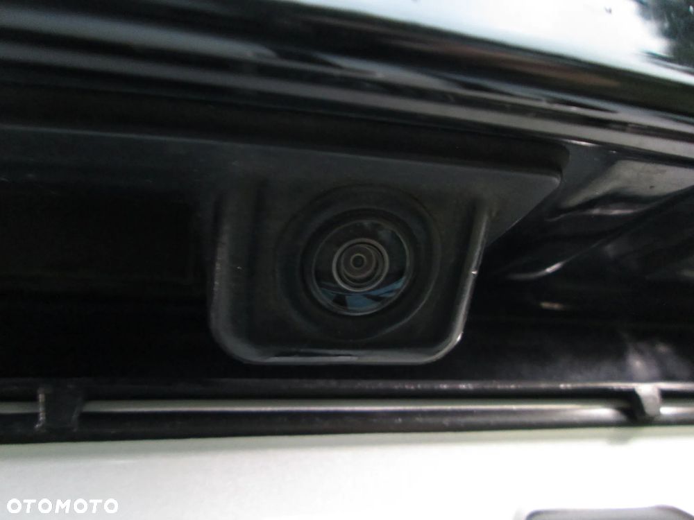 Audi A6 Avant 2.0 TDI Ultra S tronic - 21