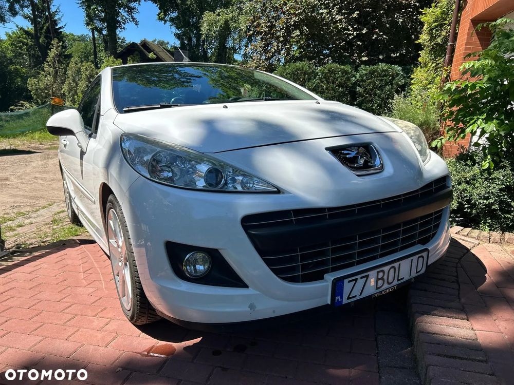 Peugeot 207 - 1