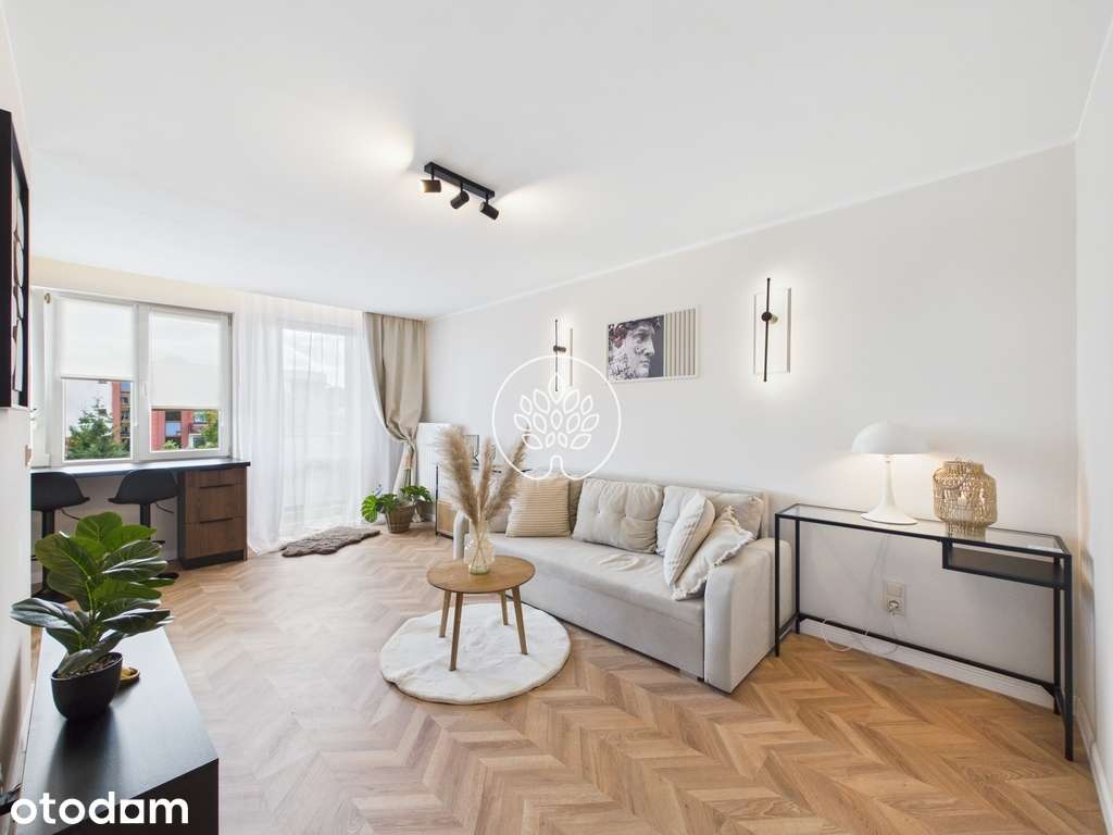 Szwedzka, 3 pokoje po generalnym remoncie, balkon