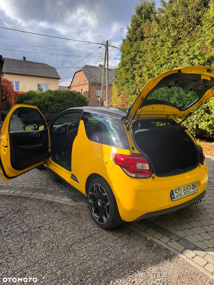 Citroën DS3 1.6 THP Ultra Prestige - 18
