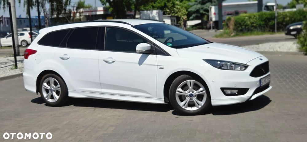 Ford Focus 1.5 EcoBoost STart-Stopp-System ST-LINE - 18