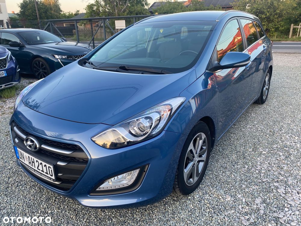 Hyundai i30 blue Kombi 1.4 YES Gold - 7