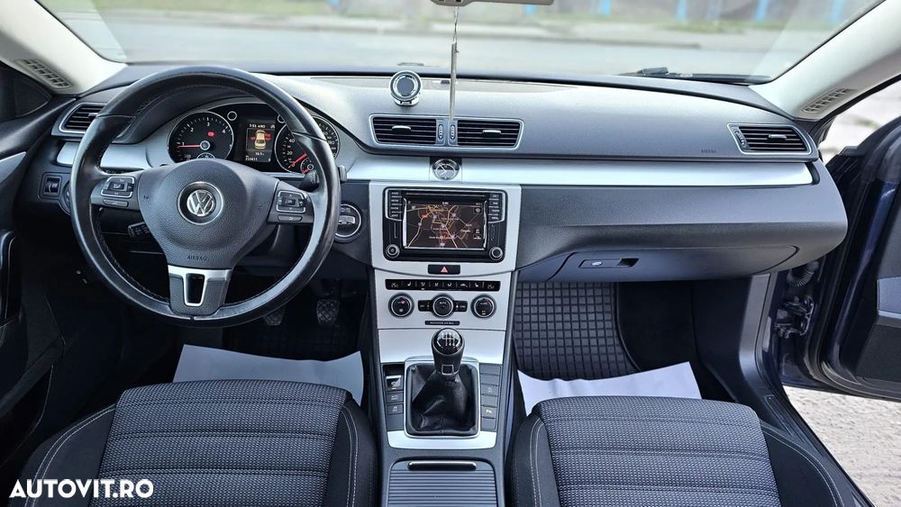 Volkswagen Passat CC - 6