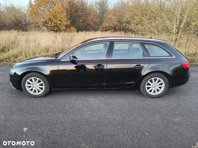 Audi A4 Avant 2.0 TDI DPF Ambiente - 20