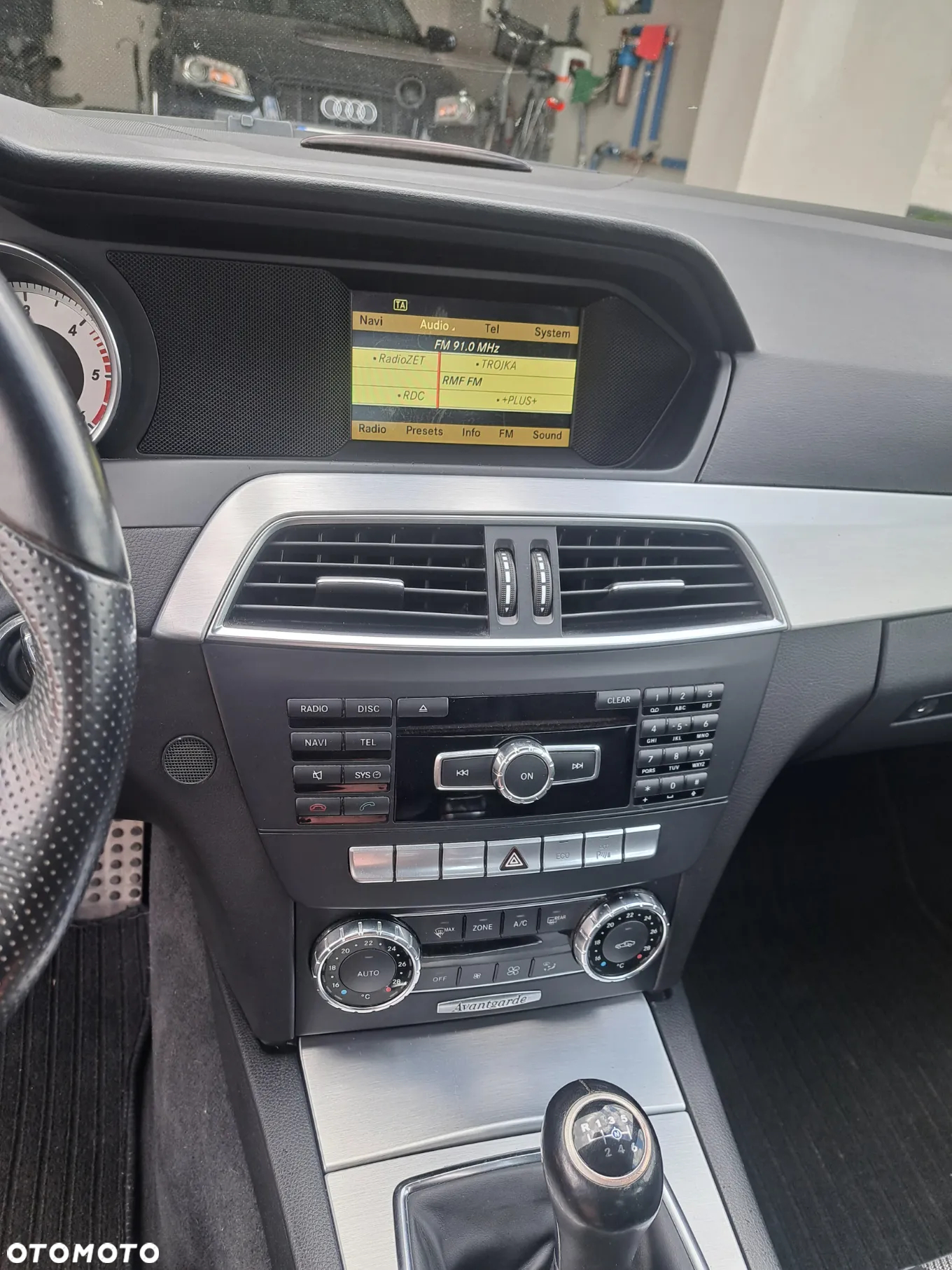 Mercedes-Benz Klasa C 180 T CDI DPF (BlueEFFICIENCY) Avantgarde - 25