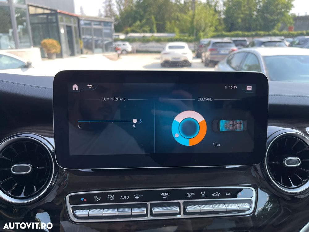 Mercedes-Benz V 300 d Lang 4Matic 9G-TRONIC Exclusive - 25