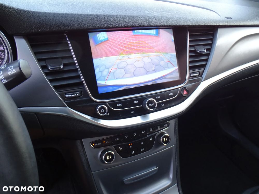 Opel Astra 1.4 Business - 22