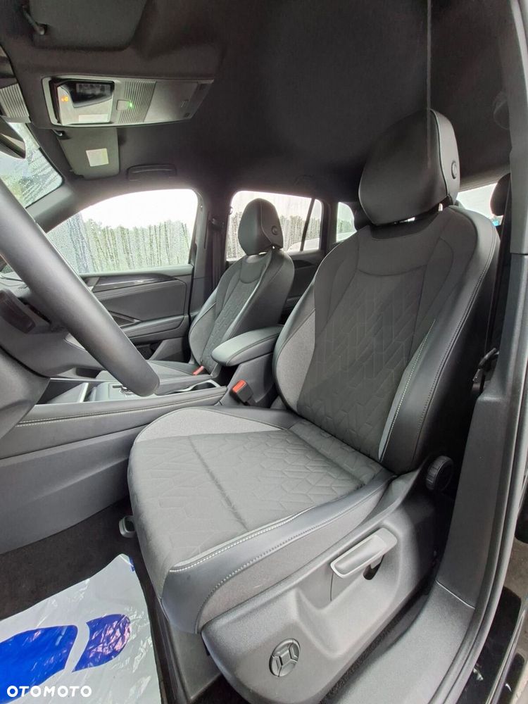 Volkswagen Tiguan - 11