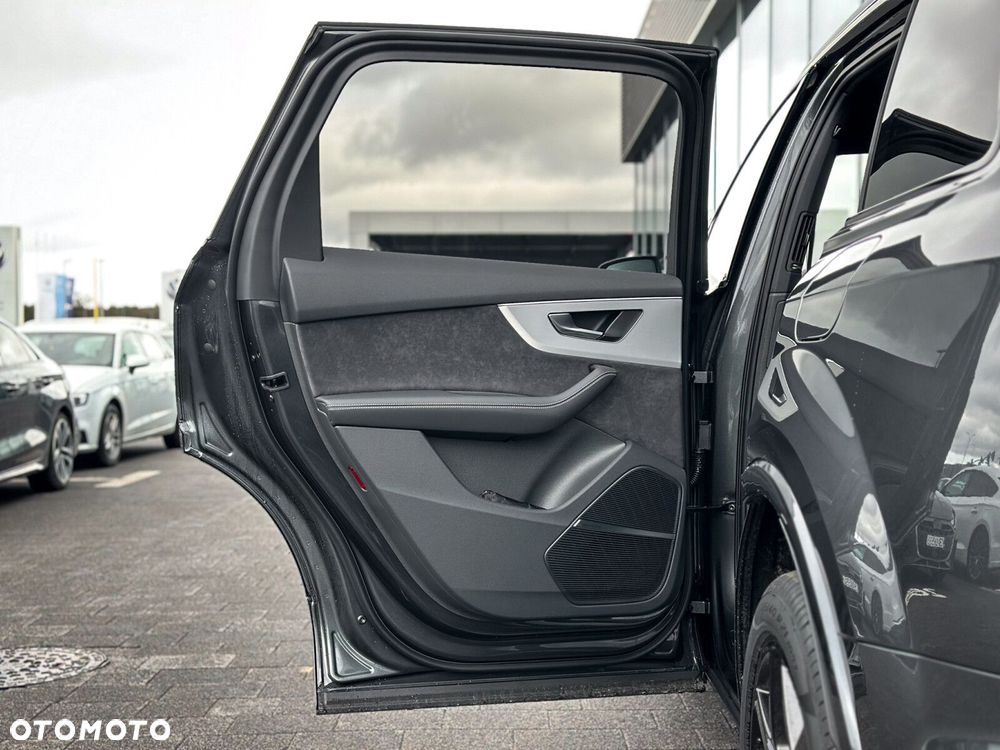 Audi Q7 - 36
