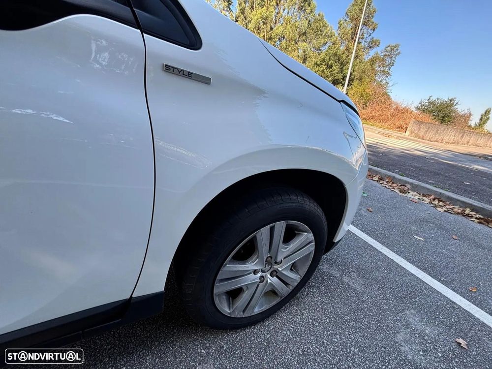 Peugeot 2008 1.2 VTi Allure - 7