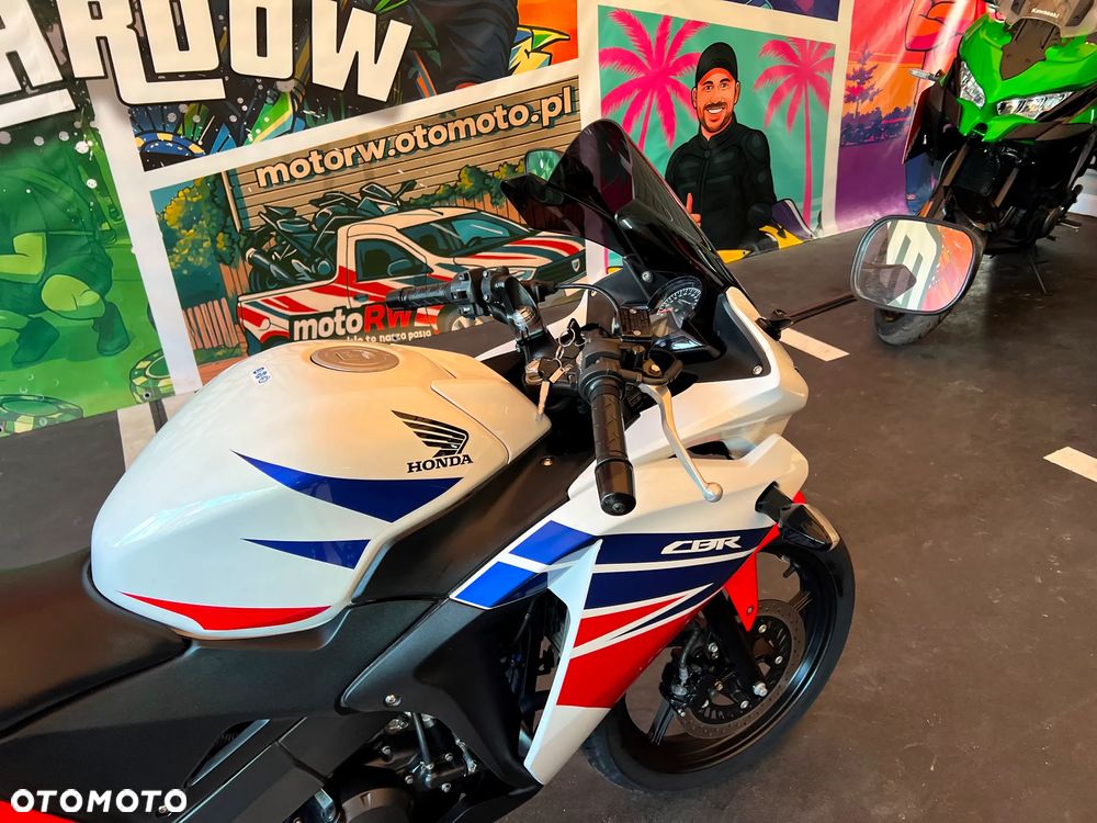 Honda CBR - 7